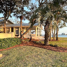 Revitalize-Your-Landscape-Major-Cleanup-Pinestraw-Perfection- 4
